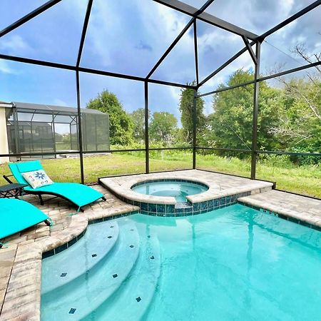 Stunning Rare Lake Front 7Br Holiday Home - Sleeps 14 - Pool, Hot Tub, & Games! Orlando Eksteriør bilde