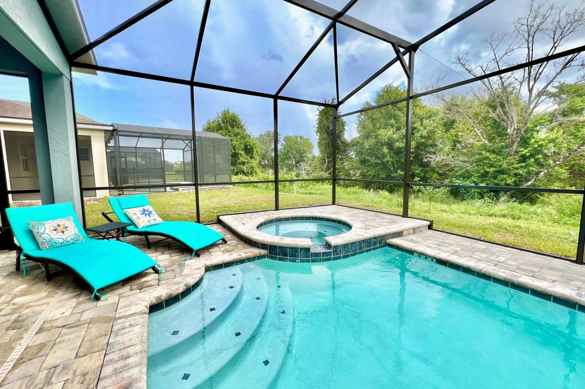 Stunning Rare Lake Front 7Br Holiday Home - Sleeps 14 - Pool, Hot Tub, & Games! Orlando Eksteriør bilde