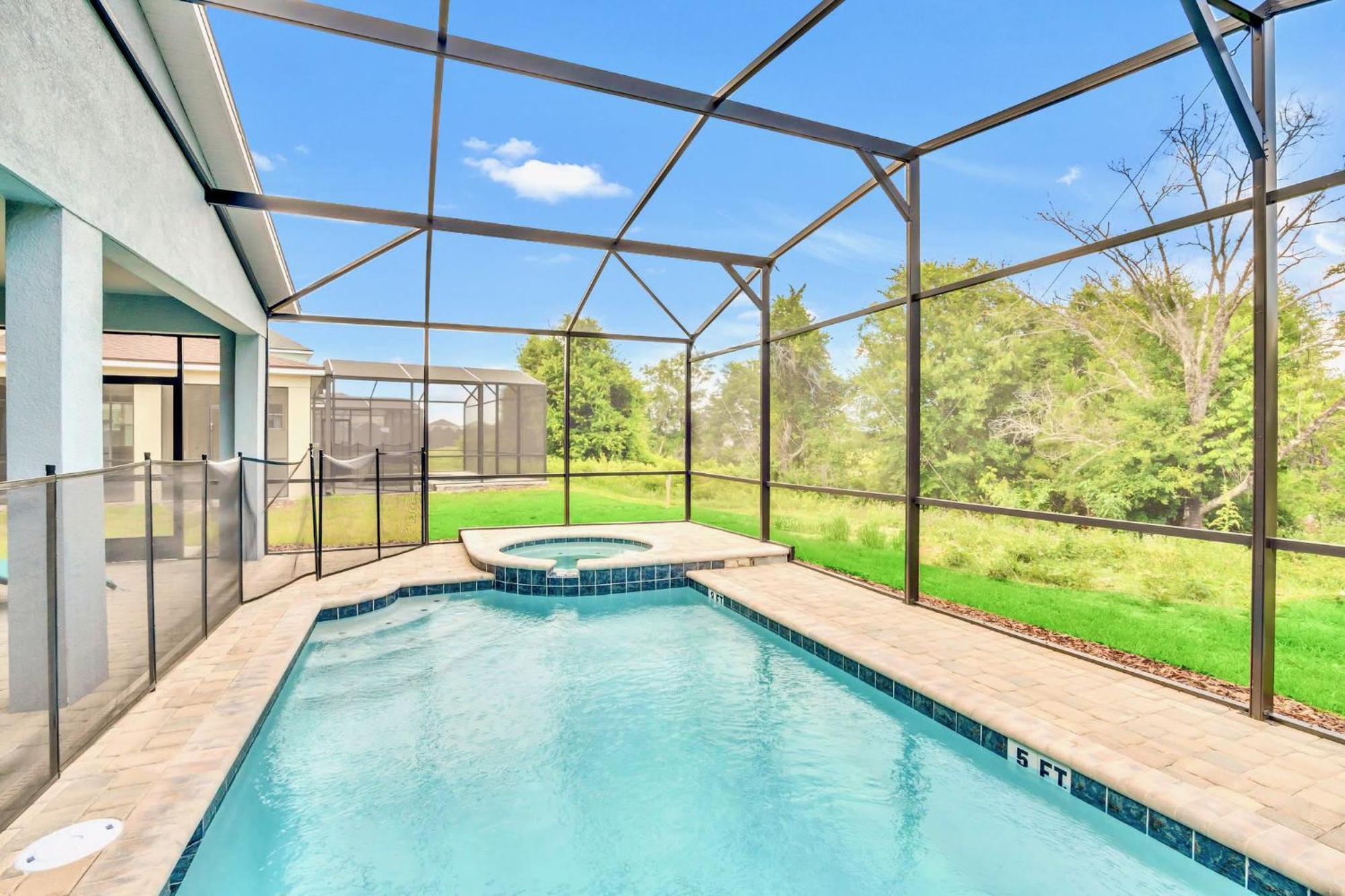 Stunning Rare Lake Front 7Br Holiday Home - Sleeps 14 - Pool, Hot Tub, & Games! Orlando Eksteriør bilde